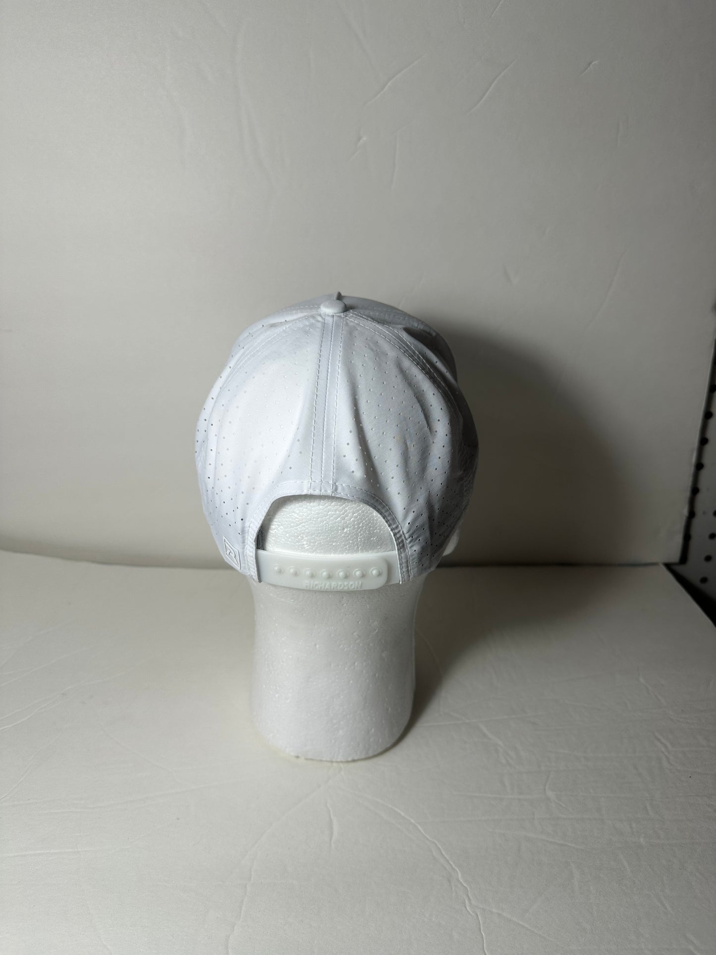 Richardson Performance MVU White Cap