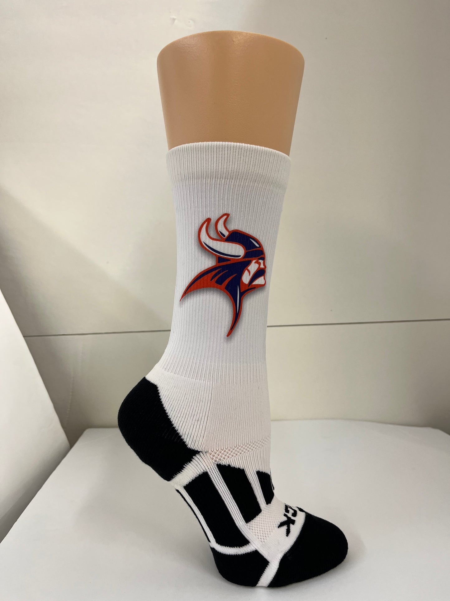 White Crew Valley Sock