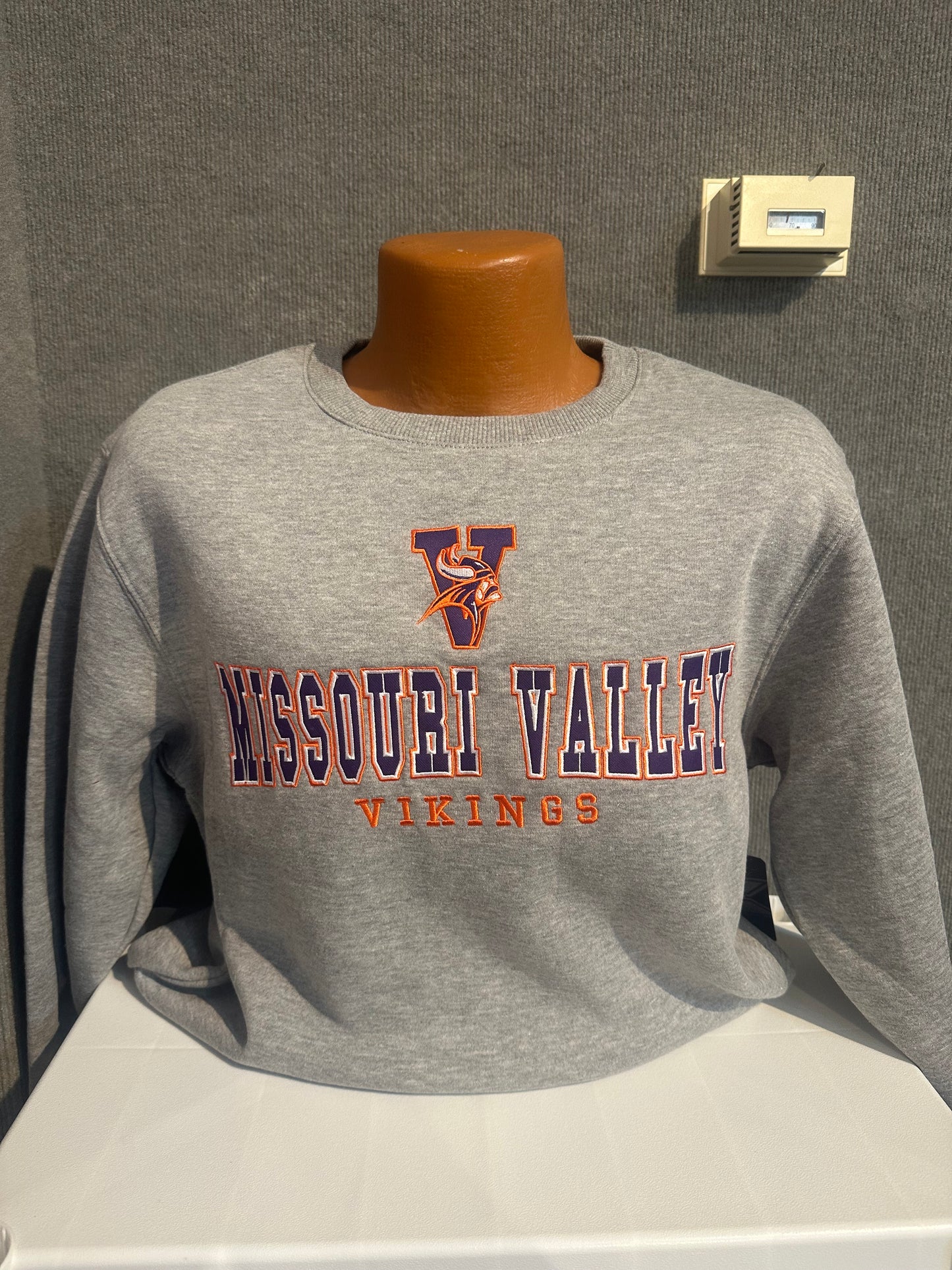 Colosseum Men's Missouri Valley Crewneck - Viking Athletic Goods